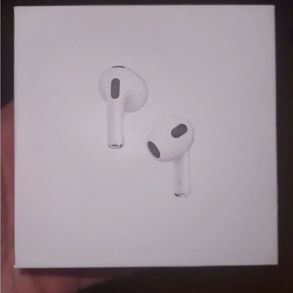 Apple AirPods Wireless Earbuds